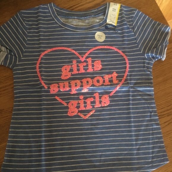 Arizona Jean Company Other - Girls Arizona 4/5 short sleeve shirt and heart
